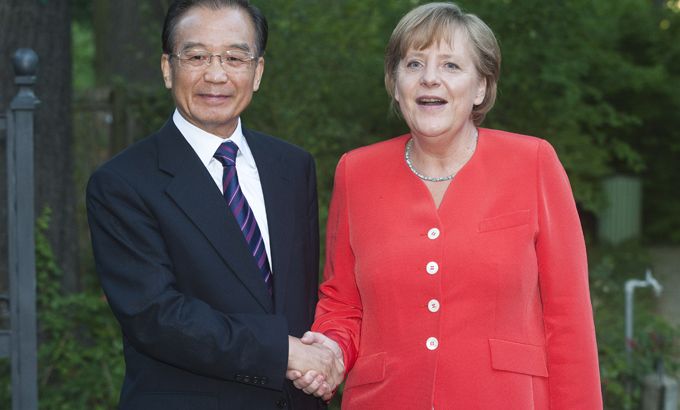 Angela Merkel receives Chinese Premier Wen Jiabo