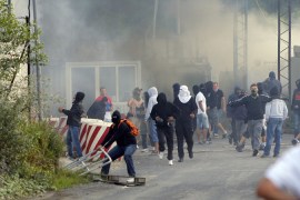 Serbia Kosovo fighting protest Jarinje