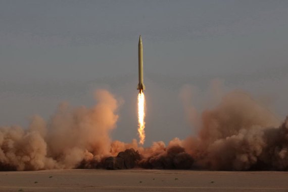 Iran test-fires missile