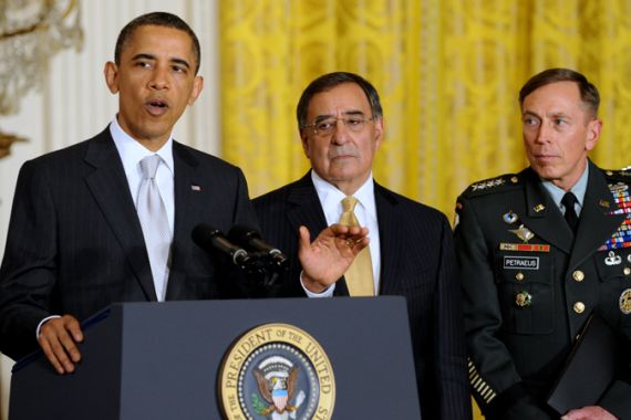 Obama, Panetta, and Gen Patreus