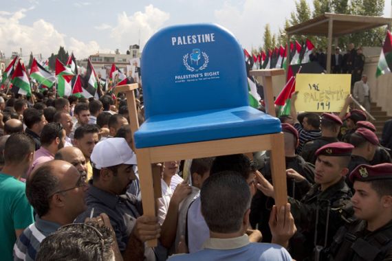 Palestine chair back in Ramallah
