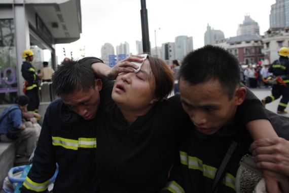 subway train crash shanghai china