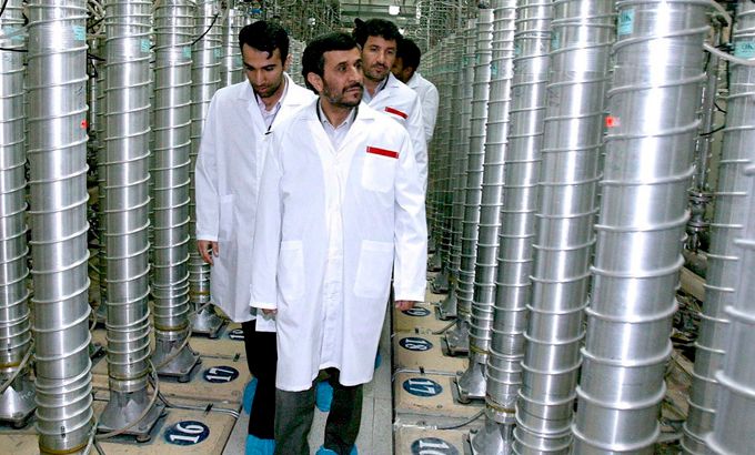 Ahmedinejad in a nuclear facility