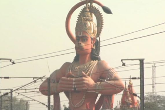 New Delhi statue