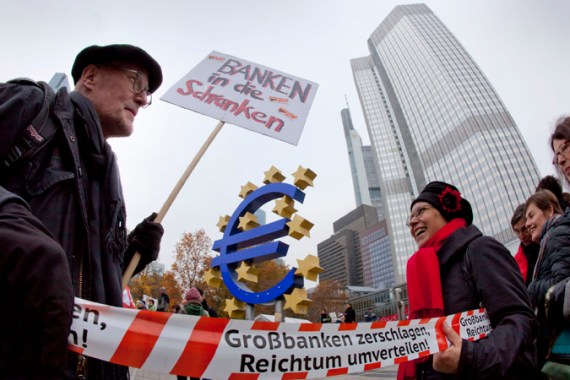 Protests in front of the ECB