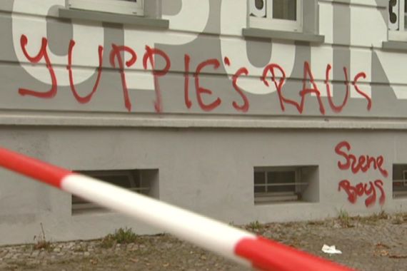 Yuppies out Raus Berlin Germany gentrification package screengrab