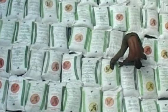 Aid halt leaves million Somalis without food