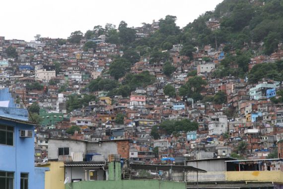 Rochina favela [chris arsenault/Al Jazeera]