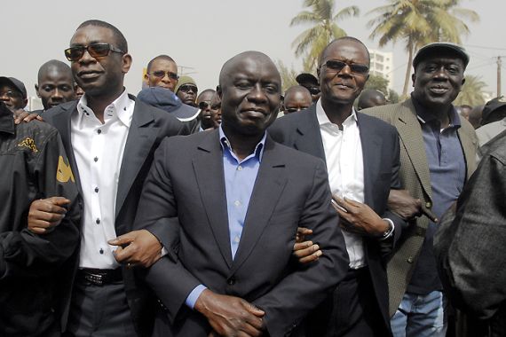 Senegal presidential candidates protesting