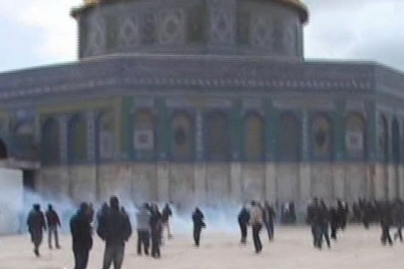 Clashes in Jerusalem holy site