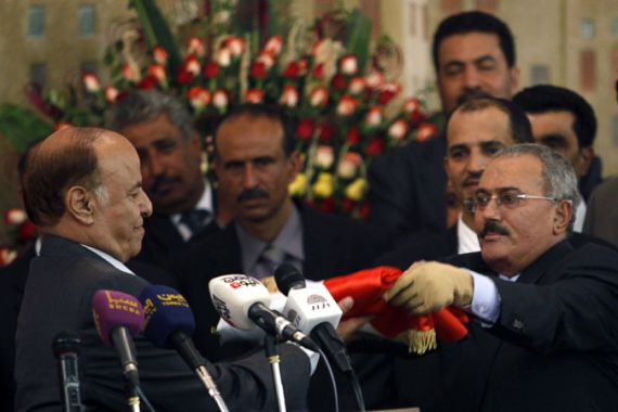 Saleh hands power to Hadi in Yemen