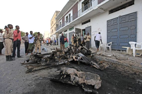 Many dead in Mogadishu car bombing