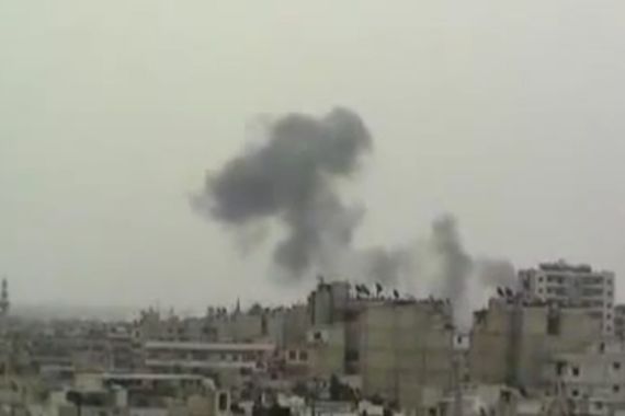 Syrian forces shell Homs