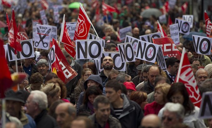 Spain protests austerity