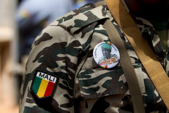 Mali soldier wearing a button
