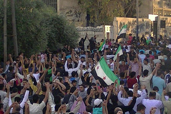 Syria flag crowd