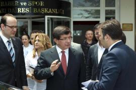 Turkey''s Foreign Minister Davutoglu leaves from TRT studios in Ankara
