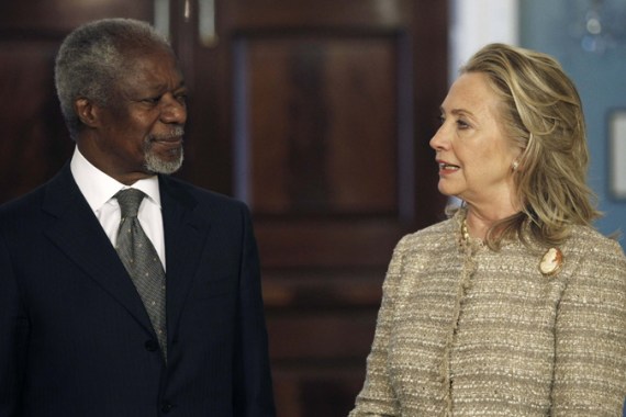 Annan and Clinton meet to pressure Assad