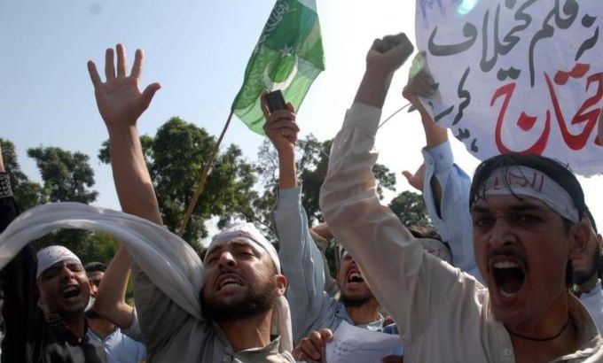 Pakistan urges calm amid protests over anti-Islam video