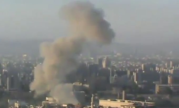 Smoke rises from Damascus army HQ