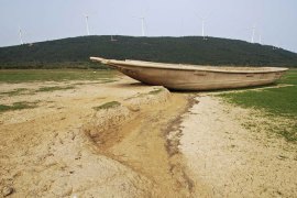 Inside Story US 2012: China boat Poyang Lake CLIMATE CHANGE