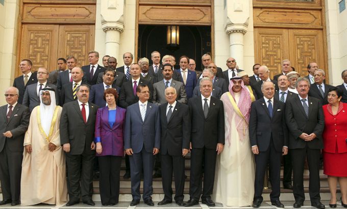 Arab and European leaders gather for Syria talks