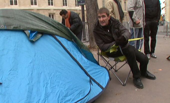 Stéphane Gatignon mayor parliament protest Paris