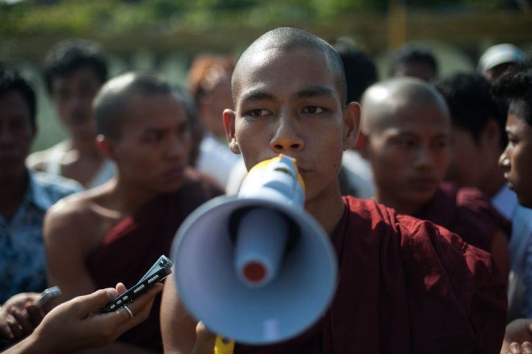 Monks march in Rangoon