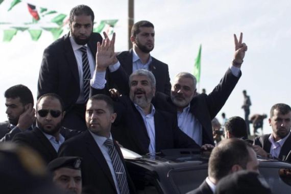 Hamas leader Meshaal makes historic first visit to Gaza