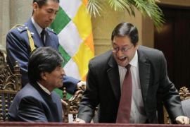 Bolivia''s Minister of Economy and Finance Arce Catacora talks with President Evo Morales in La Paz