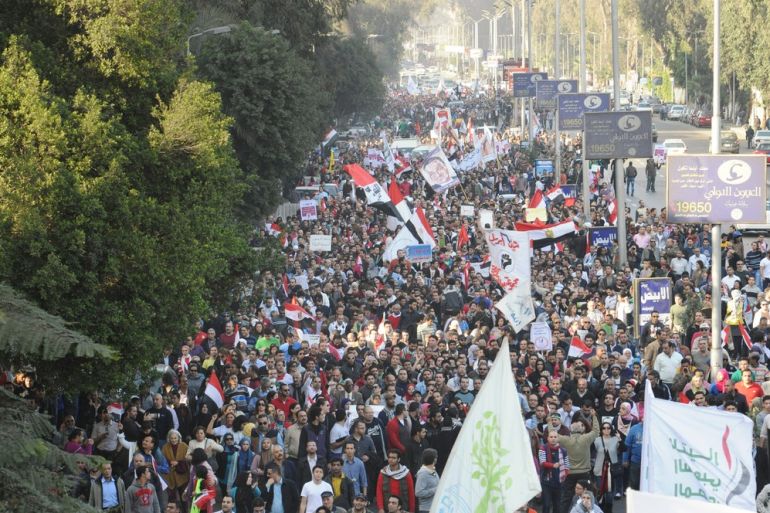 Clashes as Egyptians mark uprising