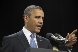 Obama urges passage of immigration reform