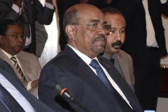 Sudan''s President Omar Hassan al-Bashir attends a meeting with leaders from South Sudan at the National Palace in the Ethiopian capital Addis Ababa