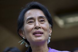 Myanmar democracy icon Aung San Suu Kyi meets with the media