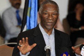 Former South African President Thabo Mbeki speaks during a meeting between Sudanese Defence Minister Abdelrahim Mohamed Hussein and his South Sudan counterpart John Kong Nyuon in Ethiopia&#39;&#39;s capital Addis Ababa, March 8, 2013. [Tiksa Negeri/Reuters]