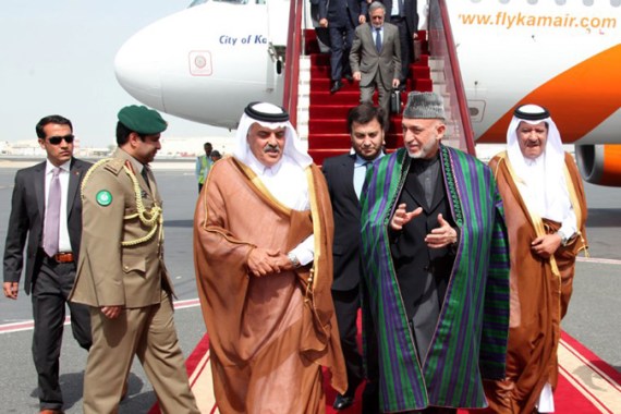 Hamid Karzai comes to Qatar