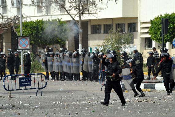 Egypt''s army intervenes in Port Said clashes