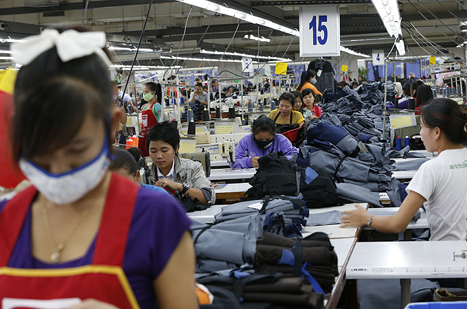 Asia’s manufacturing slows, adding to global recession fears | Manufacturing