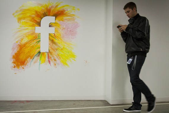 Facebook profit rise fuelled by mobile ad growth