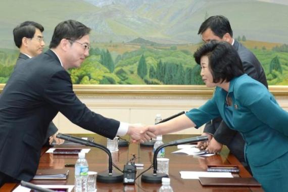 Koreas agree on government-level talks