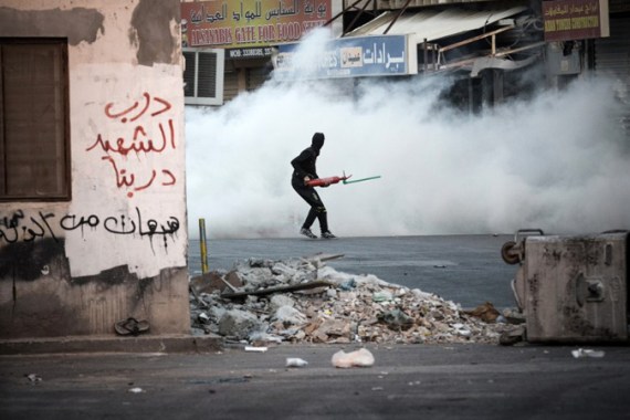 Bahrain swoops on opposition youth group