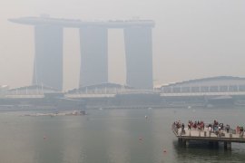 Singapore skyline hit by haze [Heather Tan/Al Jazeera]
