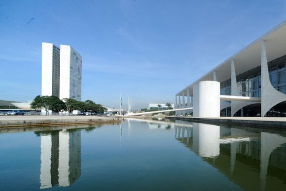General view of the Planalto Palace (R) and the Brazilian National Congress