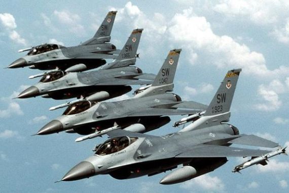 File photo of five U.S. Air Force F-16