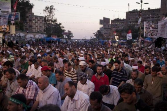Morsi Supporters Continue Protest One Day After Scores Killed