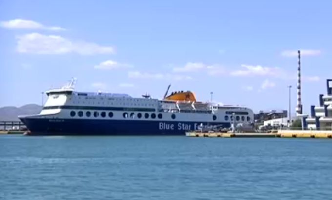 China bids to take over Greece''s main port
