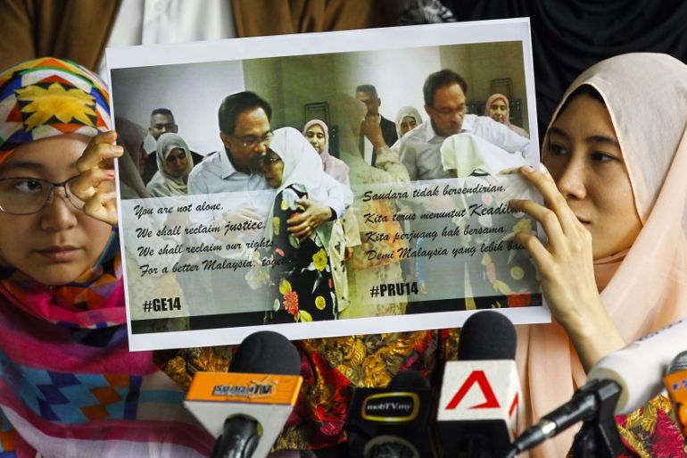 Family of Malaysian opposition leader Anwar Ibrahim''s do press conference about March To Freedom campaign