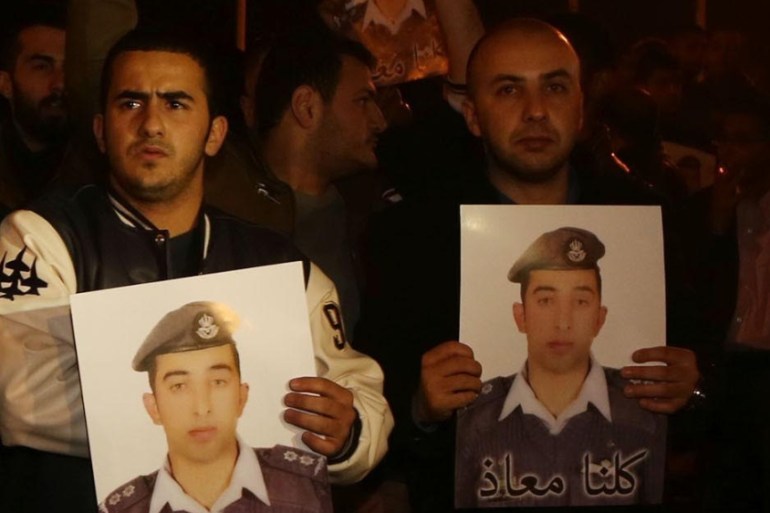Protest in Amman demanding release of hostages captured by ISIL