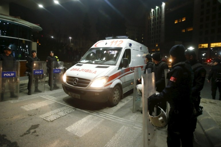 An ambulance leaves the Justice Palace in Istanbul March 31, 2015. A Tur