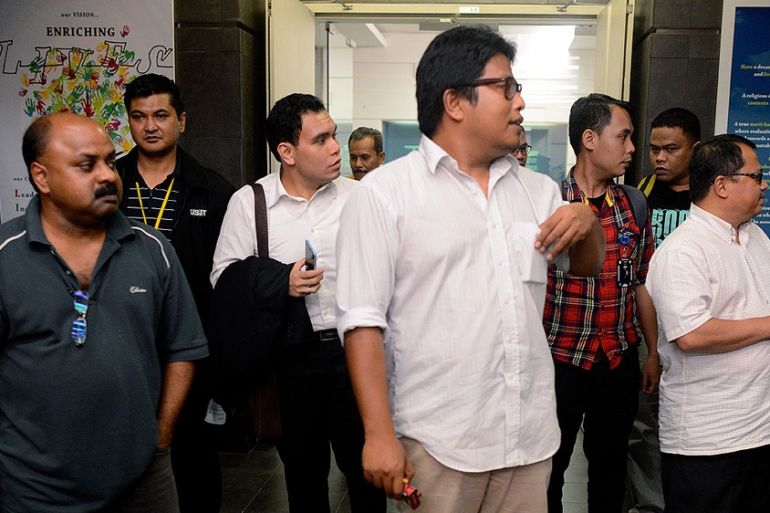 Malaysia arrests journalists for sedition